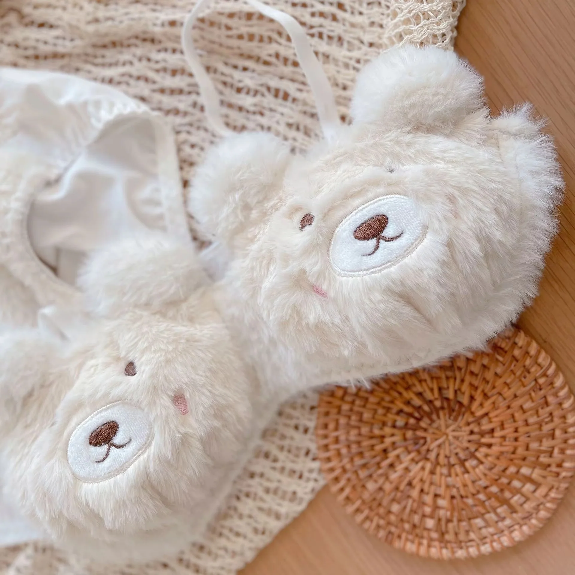 comfaura® Lunelle Plush Set